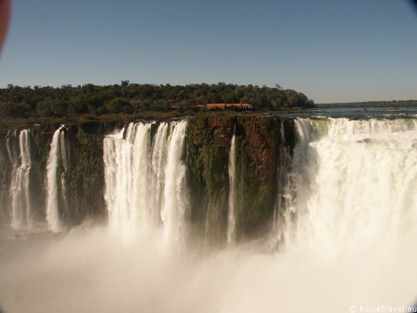 Iguazu Wasserfall by ReiseTravel.eu 