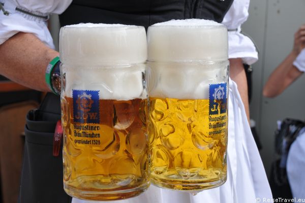 Oktoberfest Wies&amp;rsquo;n Muenchen by Gabi Draeger ReiseTravel.eu 