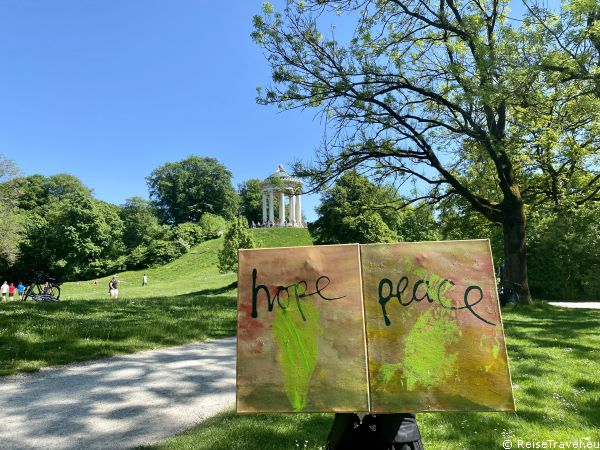 Open-Air-Galerie Monopterus im Englischen Garten