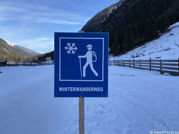 Winterspaziergang im Stubaital